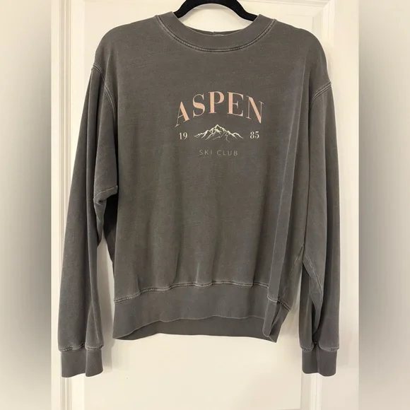 Huxley and Harper Aspen Sweatshirt size S/M. - Picture 5 of 7